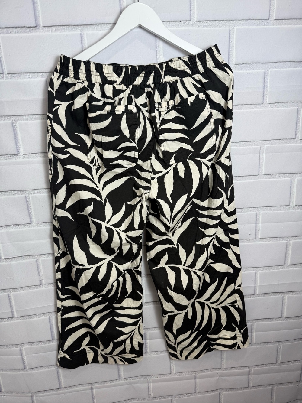 Democracy Black White Tropical Leaf Wide Leg Crop cotton Cottagecore Pants/10 - Picture 8 of 12